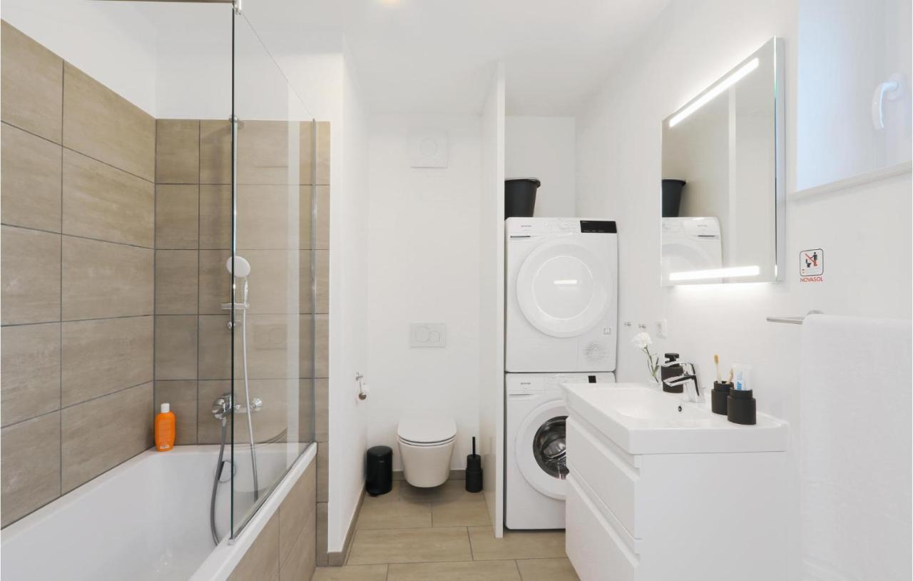 Cozy Apartment In Lembruch-Duemmer See With Wifi Exterior photo